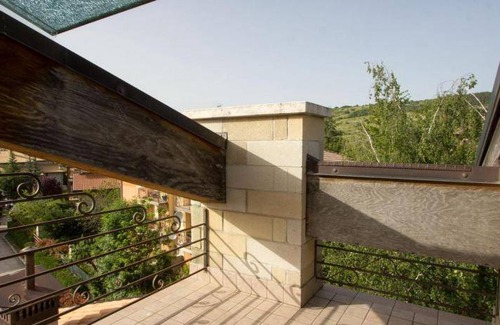 Rocca di Mezzo Apartment | 78 m² Apartment ∙ 2 bedrooms ∙ 5 guests