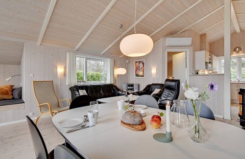 Skodshoved House | 78 m² House ∙ 1 bedroom ∙ 6 guests