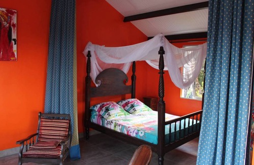 Sainte-Rose House | 78 m² House ∙ 1 bedroom ∙ 2 guests