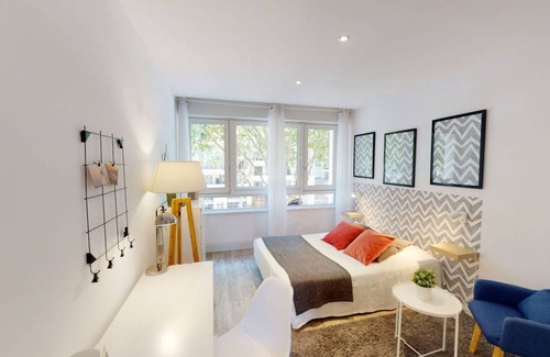 Perrache Resort | 78 m² Private room ∙ 1 bedroom ∙ 1 guest