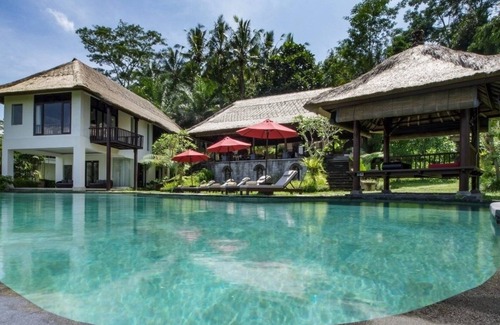 Sambahan Villa | 7BR VILLA UBUD BALI HOLIDAY GROUPS