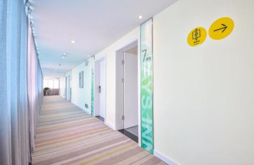 Xiaguan Hotel | 7Days Inn Dali Erhai Park Branch