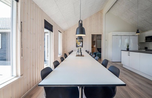 Grenaa House | 8 bedroom beautiful home in Grenaa