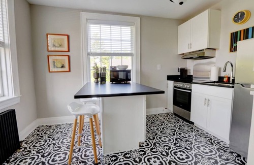 Frankfort Apartment | #8 Distiller's Guest House