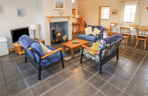 Binghamstown Cottage | 8 LIOS NA SIOGA, family friendly in Belmullet, County Mayo