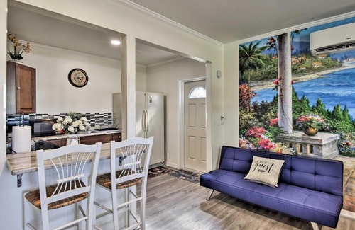 Pine Castle Apartment | 8 Mi to Universal Orlando Studio with Fire Pit!