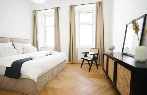 Neubau Apartment | 8 Minutes to Inner City I 5 Min walk to Metro I Wifi