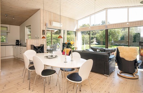 Fjellerup House | 8 person holiday home in Glesborg