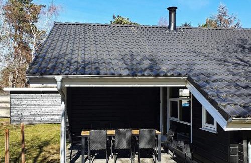 Hoeve Strand House | 8 person holiday home in Asnæs