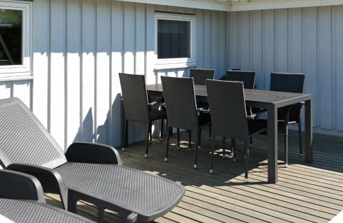 Blokhus House | 8 person holiday home in Blokhus