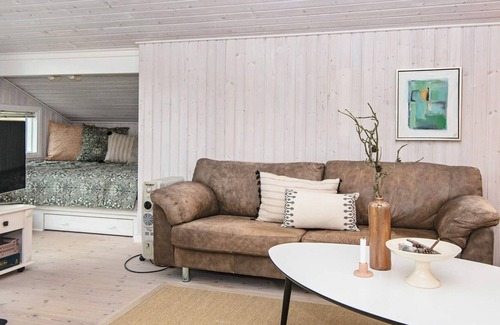 Rindby Strand House | 8 person holiday home in Fanø