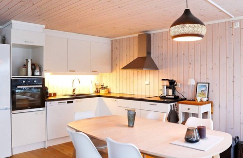 Risor House | 8 person holiday home in Risør-By Traum