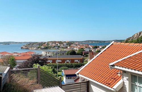 Ellos House | 8 person holiday home in ELLÖS