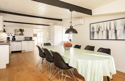 Hoensinge House | 8 person holiday home in Vig-By Traum