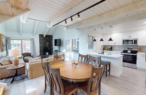Tennis Village Condo | 8 Tennis Village | 2 BR/2 BA, Sleeps 8