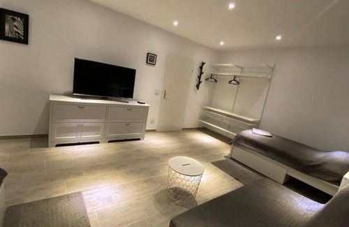 Hochheide Apartment | 80 m² Apartment ∙ 3 bedrooms ∙ 6 guests