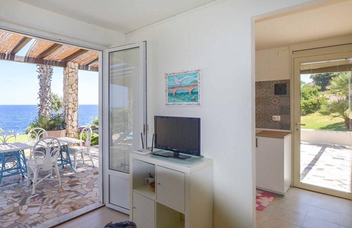 Brucoli House | 80 m² House ∙ 1 bedroom ∙ 4 guests