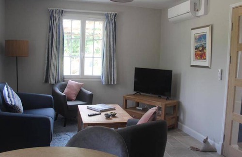 Chablis House | 80 m² House ∙ 2 bedrooms ∙ 4 guests