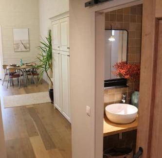 Koningshooikt House | 80 m² House ∙ 2 bedrooms ∙ 4 guests