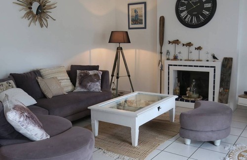 Perros-Guirec House | 80 m² House ∙ 2 bedrooms ∙ 4 guests