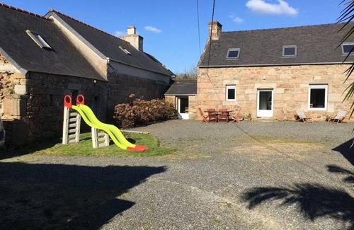 Trebeurden House | 80 m² House ∙ 3 bedrooms ∙ 6 guests