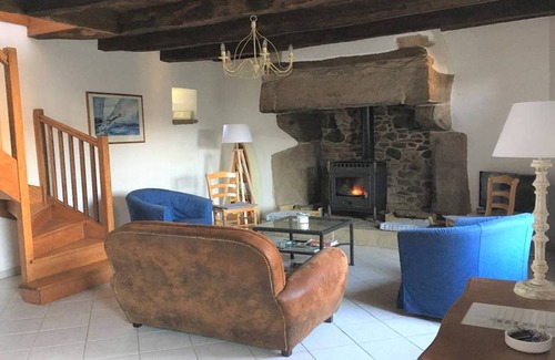 Trebeurden House | 80 m² House ∙ 3 bedrooms ∙ 6 guests