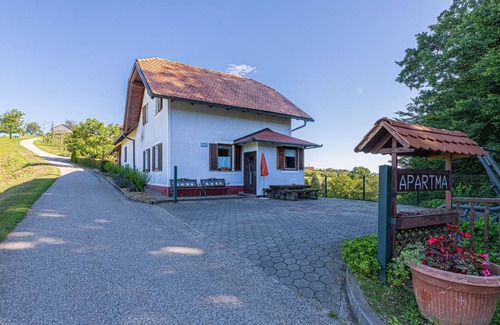 Gorisnica House | 80 m² House ∙ 3 bedrooms ∙ 6 guests
