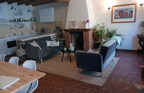 Gioux House | 80 m² House ∙ 3 bedrooms ∙ 6 guests
