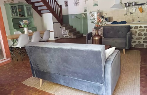 Gioux House | 80 m² House ∙ 3 bedrooms ∙ 6 guests