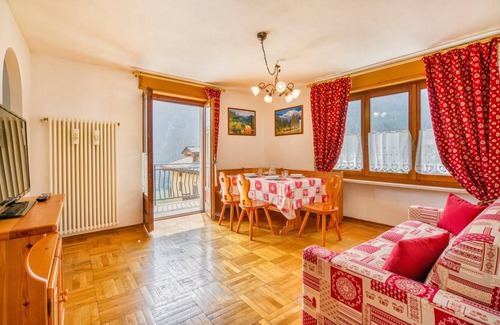 Brusson House | 80 m² Maisonette ∙ 3 bedrooms ∙ 6 guests