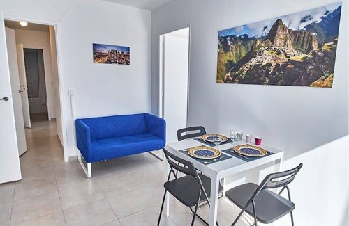Maisons-Alfort Resort | 80 m² Private room ∙ 1 bedroom ∙ 1 guest