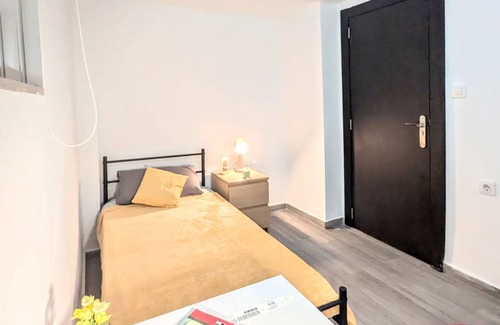 Burjasot Resort | 80 m² Private room ∙ 1 bedroom ∙ 1 guest