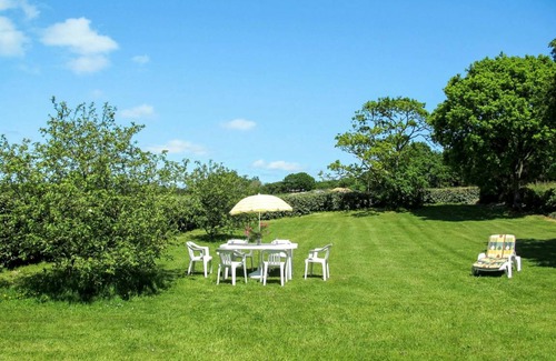 Plouzelambre Villa | 80 m² Villa ∙ 3 bedrooms ∙ 6 guests