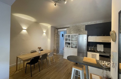 Faubourg Apartment | 80 sq. m Apartment, old town, church view, parking