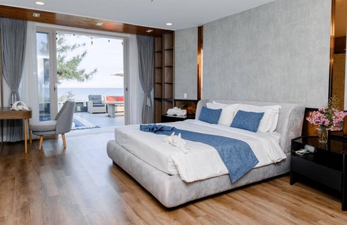 Long Hai House | 800 m² House ∙ 7 bedrooms ∙ 21 guests
