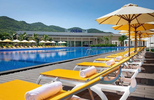 Long Hai House | 800 m² House ∙ 7 bedrooms ∙ 21 guests