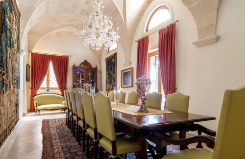 Lecce Historic Center Villa | 800 m² Villa ∙ 5 bedrooms ∙ 9 guests