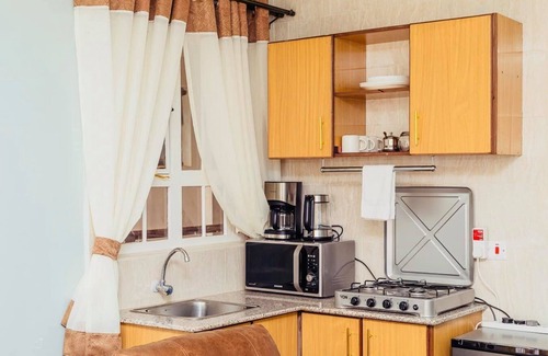 Nairobi Apartment | 802 Deluxe Cozy Studio Ruiru Eastern Bypass