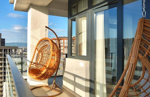 Saburtalo Apartment | 81 m² Apartment ∙ 1 bedroom ∙ 4 guests