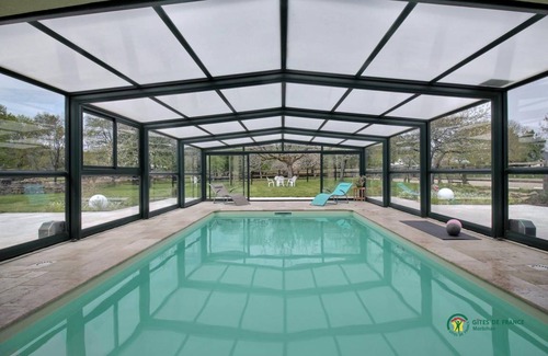Caudan House | 81 m² Gîte ∙ 3 bedrooms ∙ 5 guests