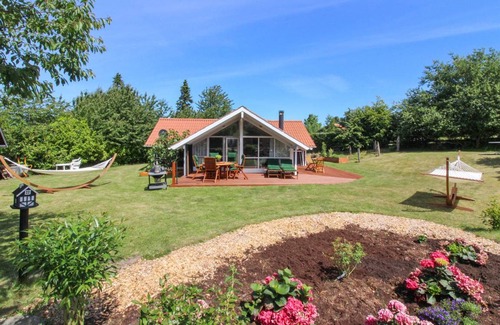 Sandvig House | 81 m² House ∙ 3 bedrooms ∙ 8 guests