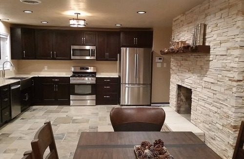 Grambling House | 81 Pines - Modern Luxury, Rustic Charm - 4BR/3BA