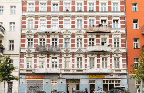Friedrichshain Apartment | 83 m² Apartment ∙ 2 bedrooms ∙ 8 guests