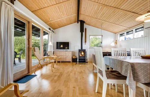 Saksild Strand House | 83 m² House ∙ 4 bedrooms ∙ 8 guests