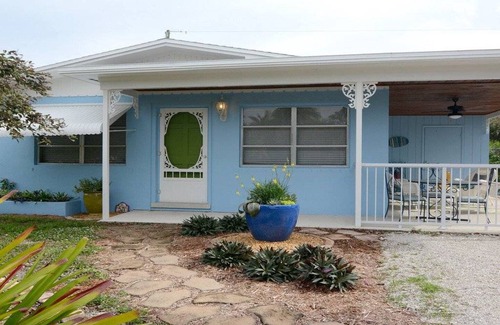 Stuart House | 84 m² House ∙ 2 bedrooms ∙ 4 guests