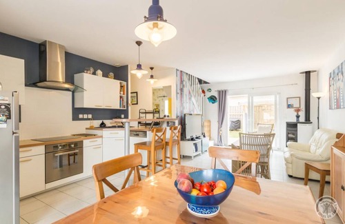 Saint-Jean-de-la-Riviere House | 85 m² Gîte ∙ 3 bedrooms ∙ 5 guests