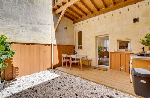 Lormont Apartment | 85 m² Apartment ∙ 2 bedrooms ∙ 4 guests