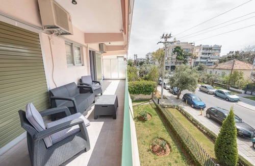 Glyfada Apartment | 85 m² Apartment ∙ 2 bedrooms ∙ 6 guests