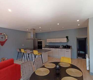 Autun Apartment | 85 m² Apartment ∙ 2 bedrooms ∙ 6 guests
