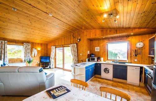 Crianlarich Ski Chalet | 85 m² Chalet ∙ 2 bedrooms ∙ 3 guests